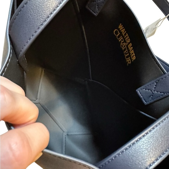 ✨ Walter Baker x CURATEUR Kate Tote Bag Navy Blue NWT ✨ - Picture 6 of 6